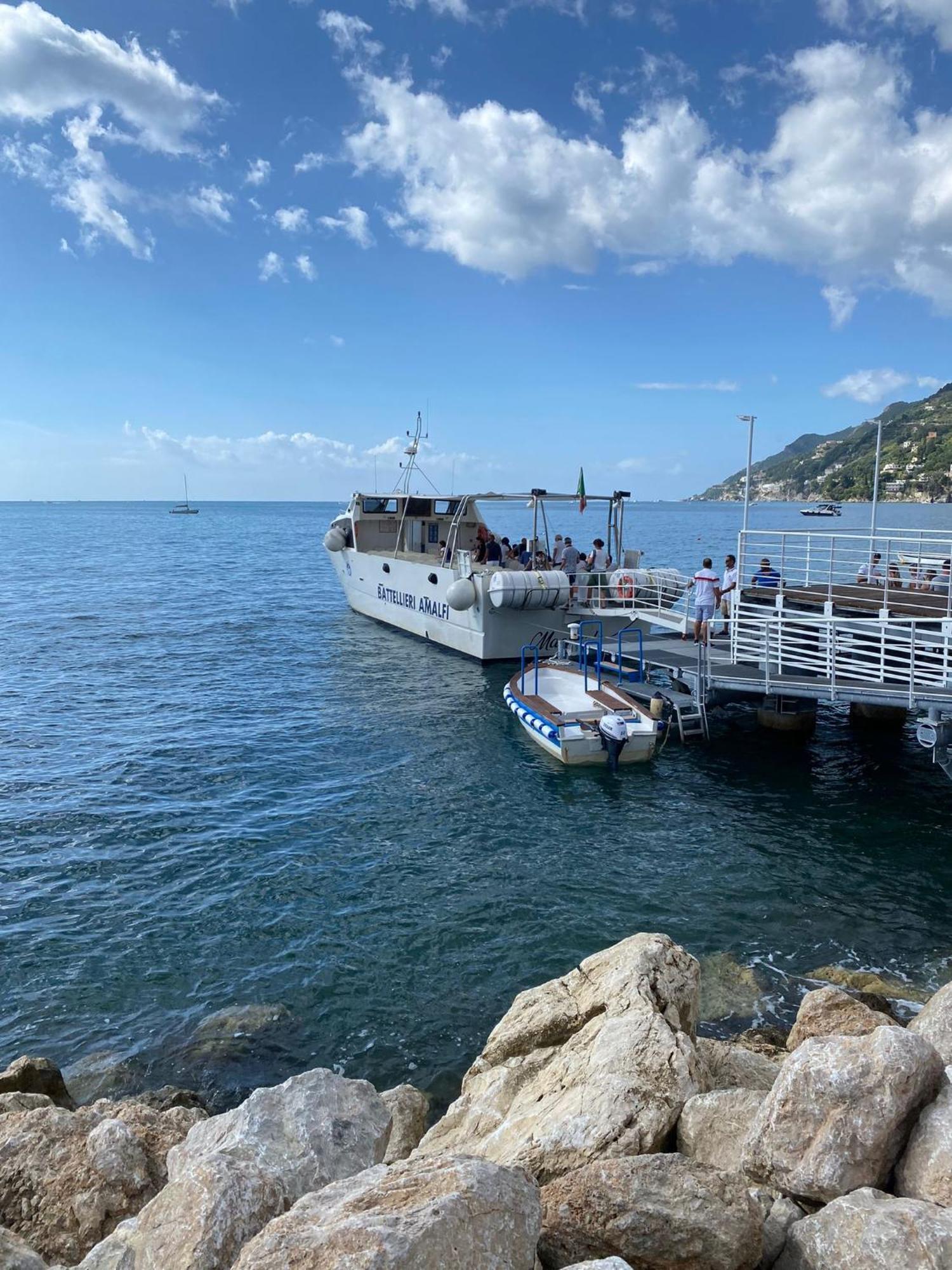 Approdo Di Marina Leilighet Vietri Eksteriør bilde